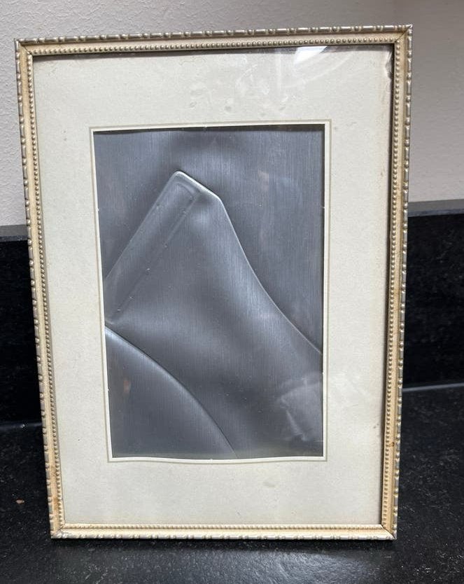 Oud fotolijstje met bol glas - 13x18 cm, Huis en Inrichting, Woonaccessoires | Lijsten, Ophalen of Verzenden, Zo goed als nieuw