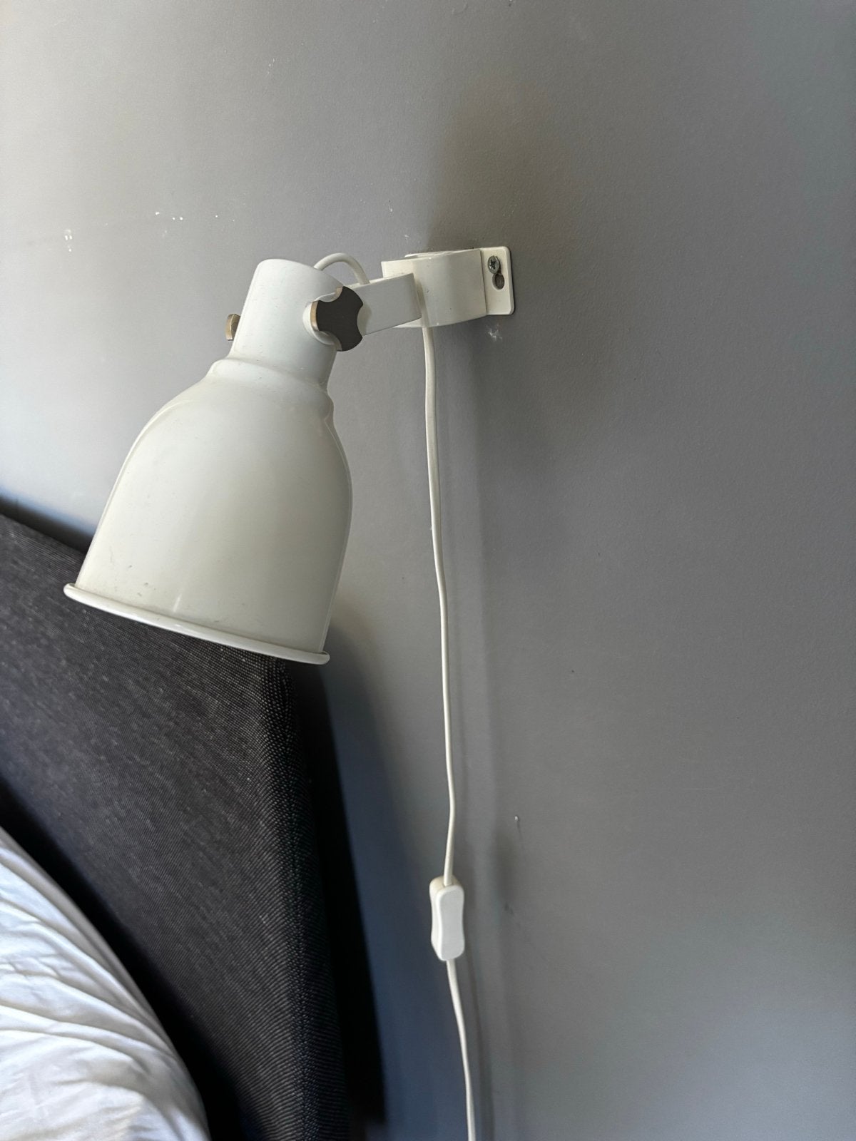 IKEA Hektar wandlamp, wit, verstelbaar als nieuw, Ophalen, Gebruikt, IKEA, E14 (klein)
