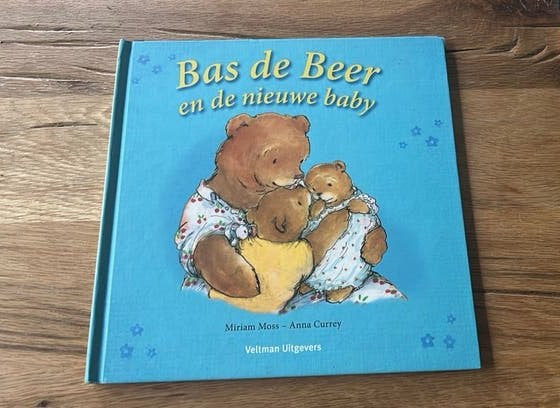 Miriam Moss - Bas de Beer en de nieuwe baby, Fictie algemeen, Ophalen of Verzenden, Zo goed als nieuw, Miriam Moss