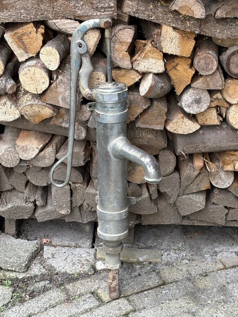 Oude koperen waterpomp, Ophalen, Gebruikt, Handmatig, Overige typen