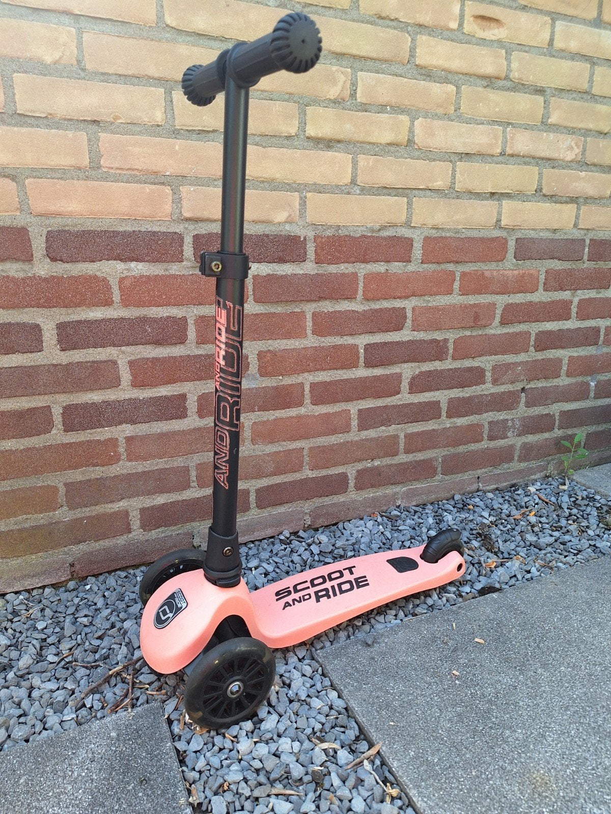 Scoot and Ride Highwaykick 3 Step - Peach met LED wielen, Ophalen, Gewone step