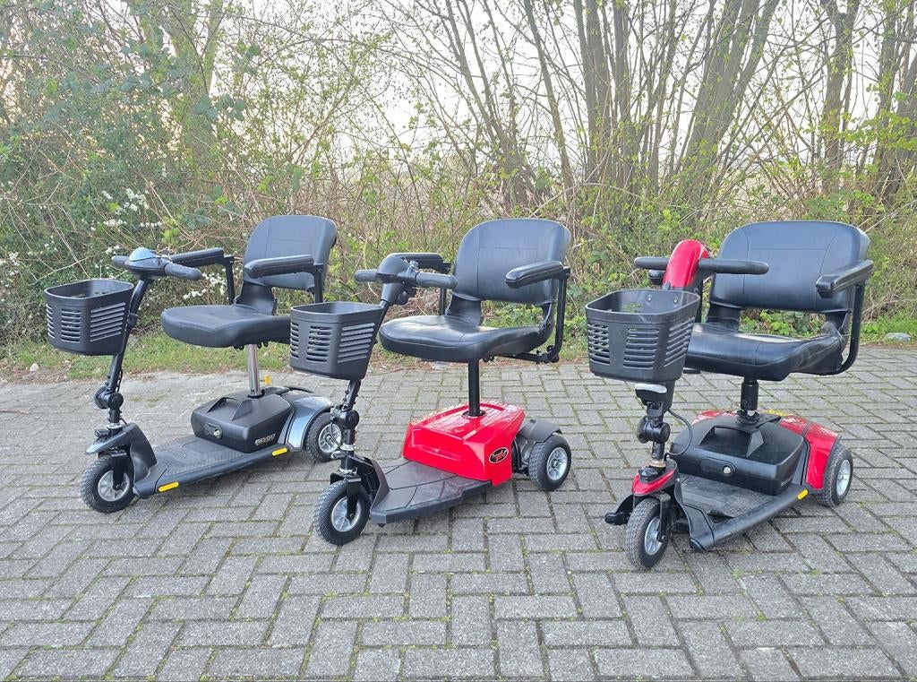 OPRUIMING! Demontable scootmobiel incl nw accu's | €350,-pst, Ophalen, 10 km/u of minder, ., Zo goed als nieuw