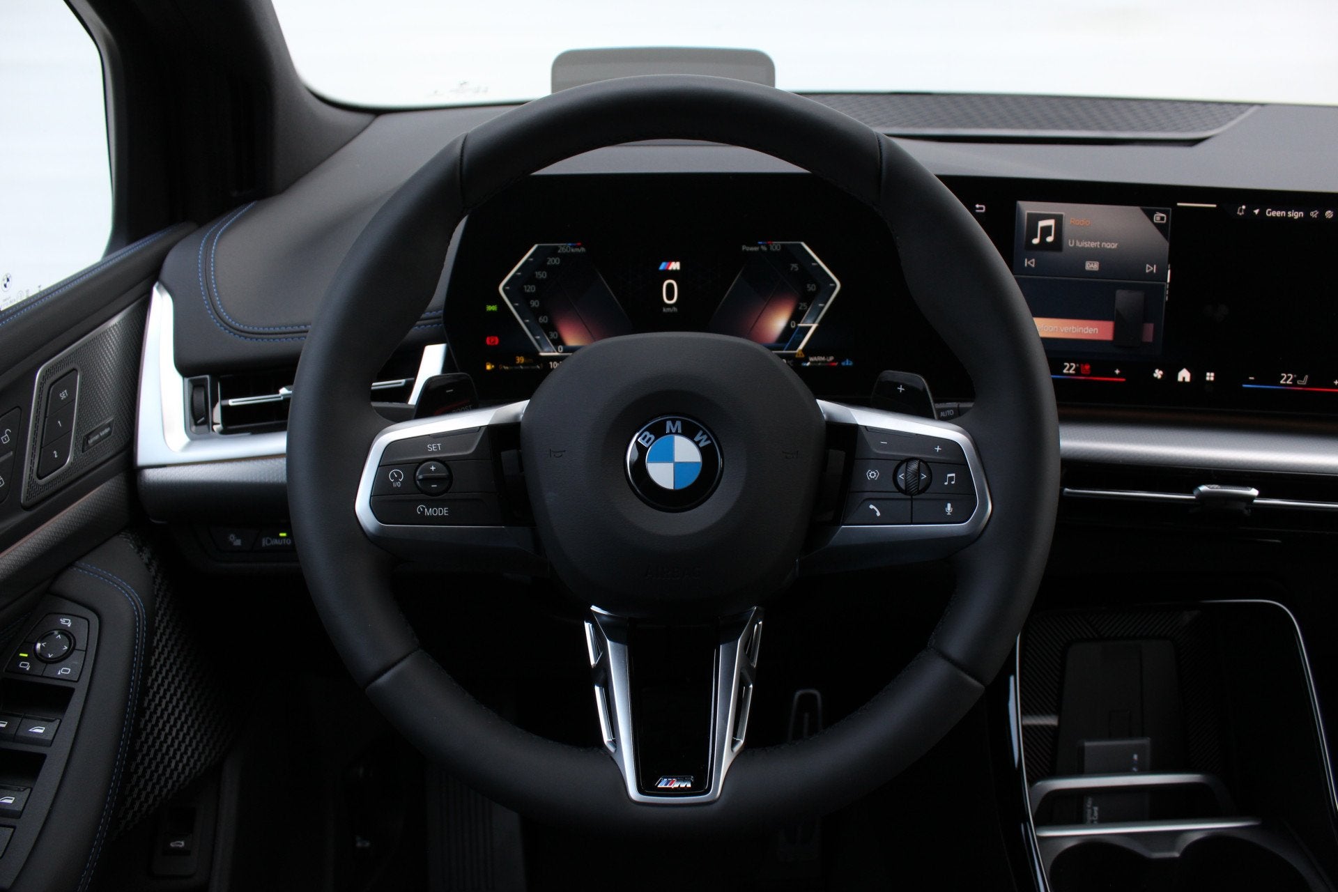 BMW 2 Serie Active Tourer 220i M Sport Automaat / Trekhaak /, Auto's, BMW, Zwart, 156 pk, Zwart, Bedrijf