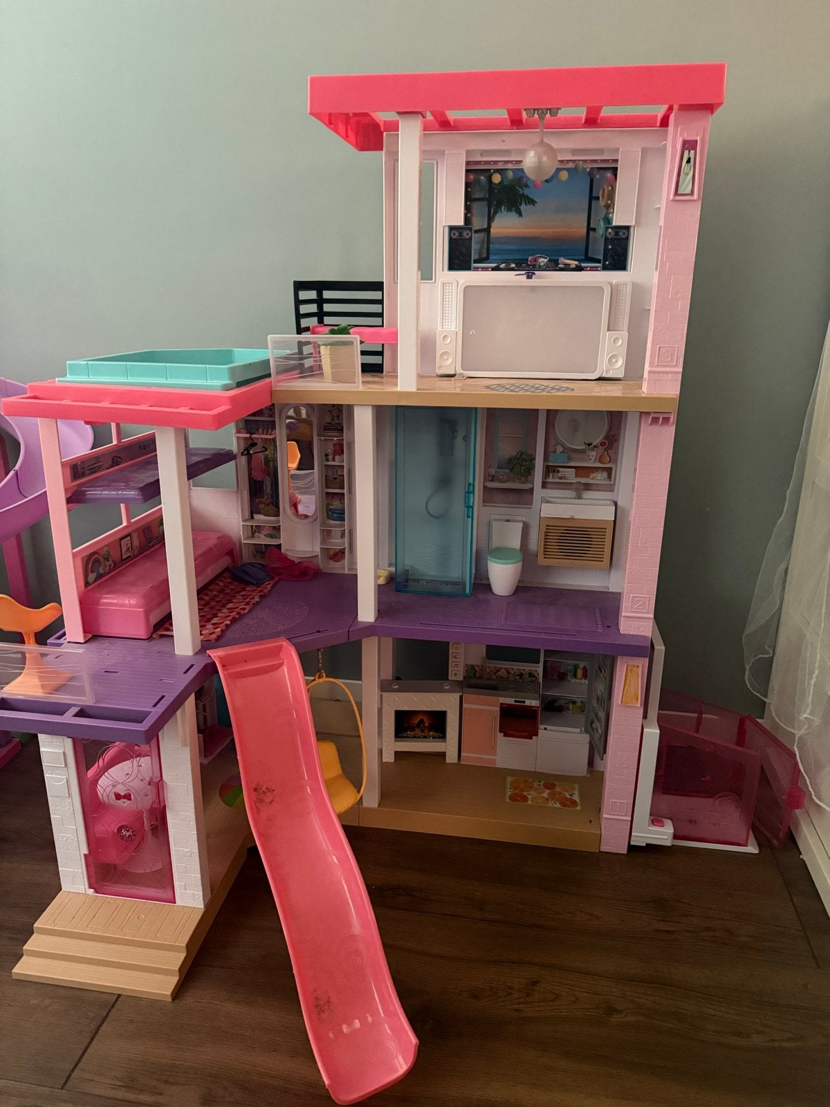 Grote Barbie Droomhuis met accessoires en lichtjes, Ophalen, Gebruikt, Barbie