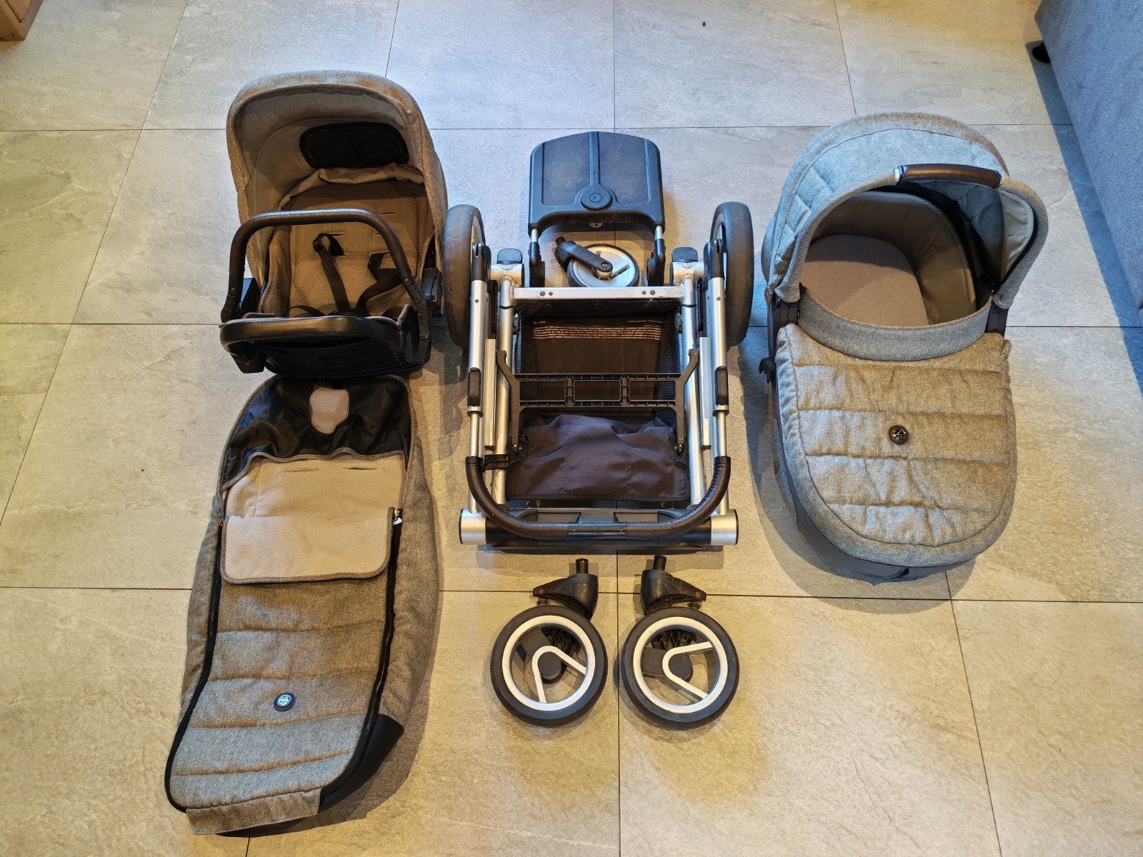 Mutsy IGO 3-in-1 kinderwagen, Kinderen en Baby's, Kinderwagens en Combinaties, Ophalen, Gebruikt, Kinderwagen, Mutsy