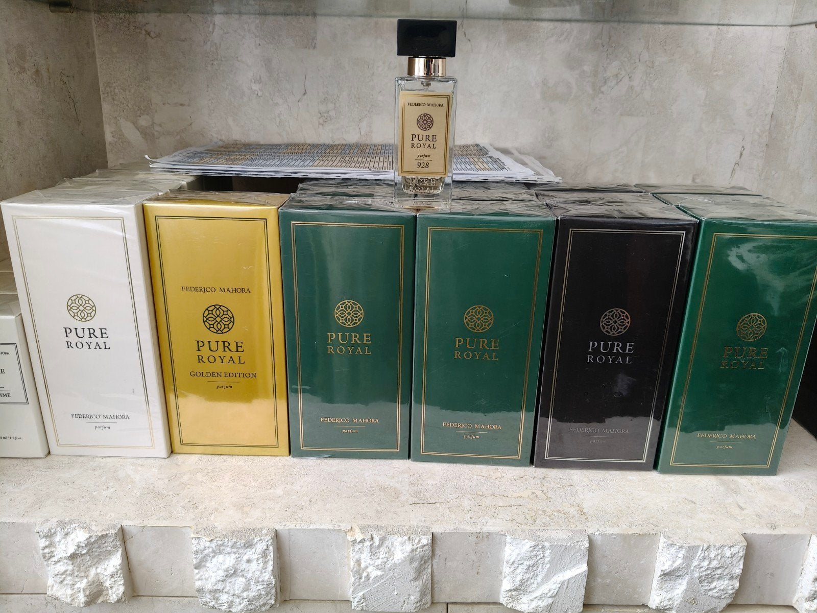 FM Pure Royal voor € 22,50 per stuk., Ophalen of Verzenden, Nieuw