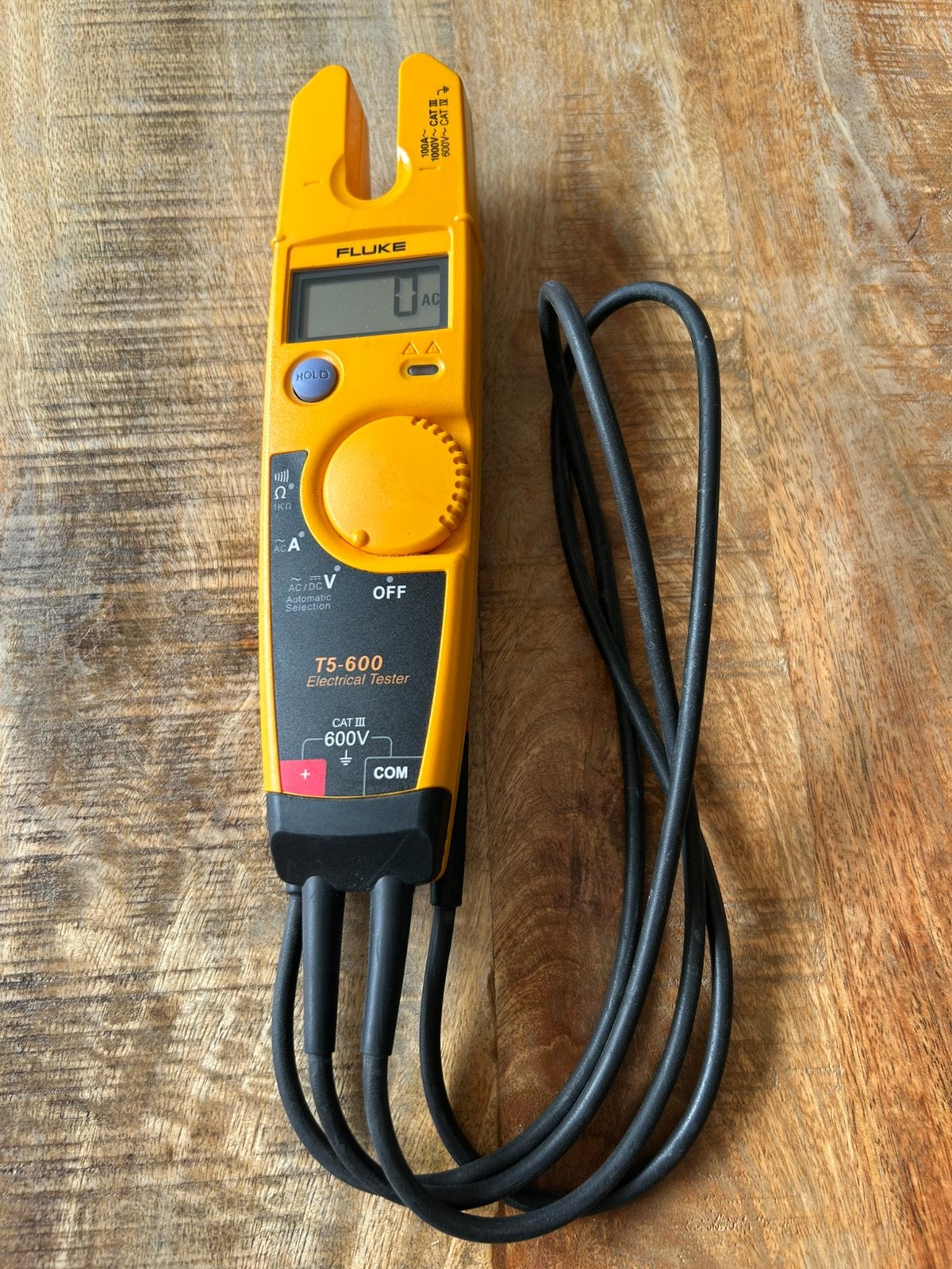 Fluke electrical tester, Doe-het-zelf en Verbouw, Ophalen of Verzenden, Zo goed als nieuw, Multimeter