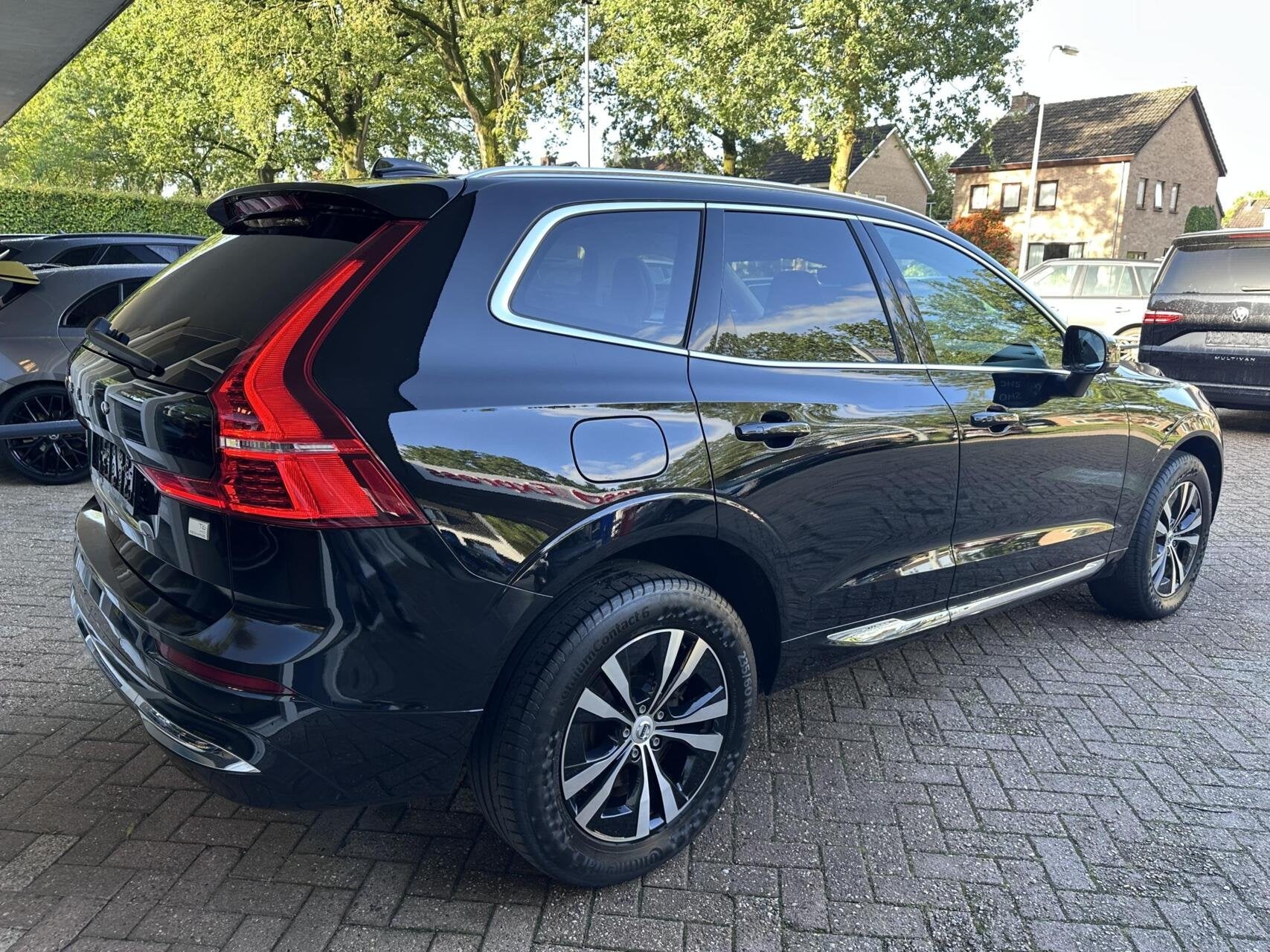 Volvo XC60 2.0 T6 Plug-in hybrid AWD Camera, Carplay, Navi.., Auto's, Automaat, Gebruikt, 2063 kg, 4 cilinders