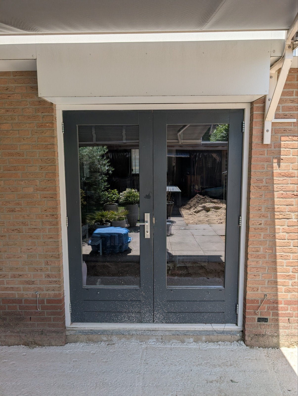 Dubbele tuindeur met horren, 212x85/87 cm, Ophalen, Gebruikt, 80 tot 100 cm, Buitendeur