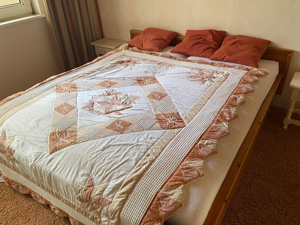 Tweepersoonsbed inclusief onderstel en matrassen, Ophalen, Gebruikt, Overige kleuren, 210 cm