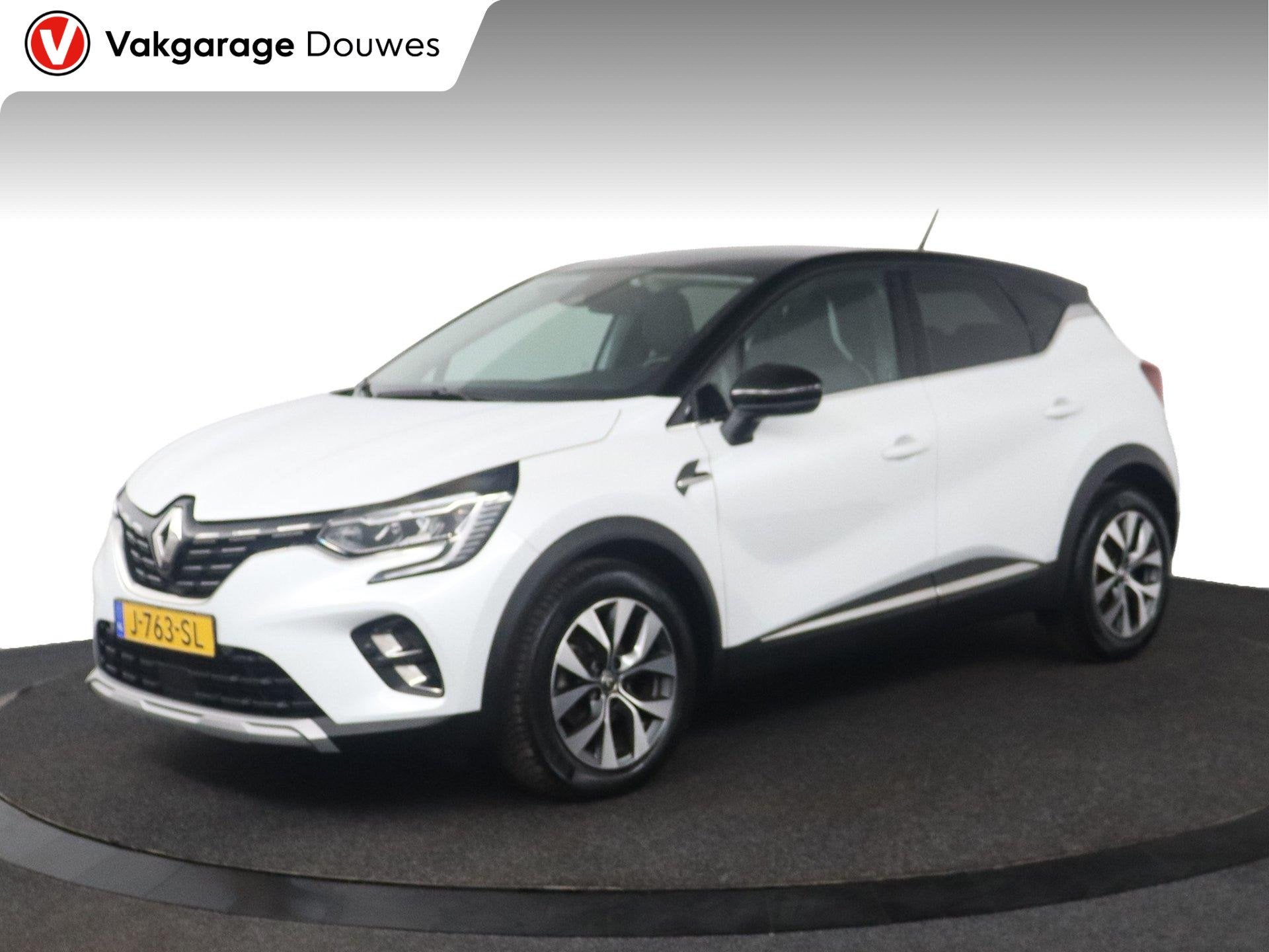 Renault Captur 1.3 TCe 130 Intens |NAP|DOH|Trekhaak, Voorwielaandrijving, Stof, Gebruikt, Euro 6