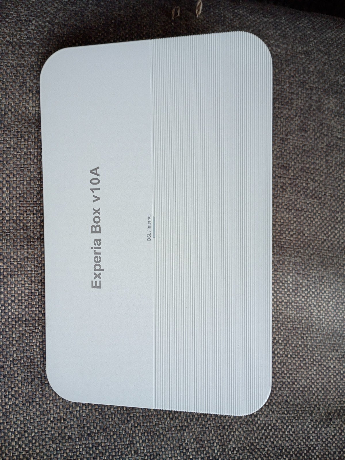 KPN Experia Box v10A Router met modem, Ophalen of Verzenden, Gebruikt, Router met modem, KPN