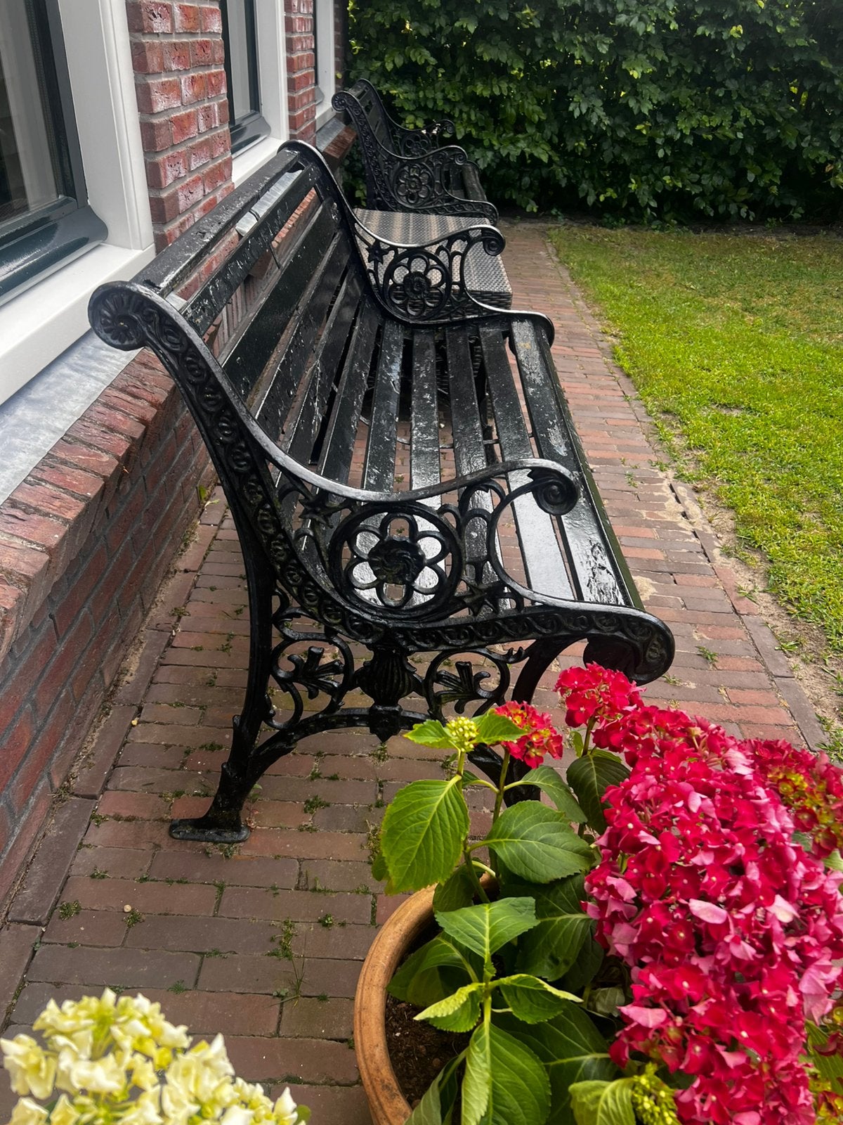 2 orginele gietijzeren bankjes aangeboden, Ophalen, Zo goed als nieuw, Metaal
