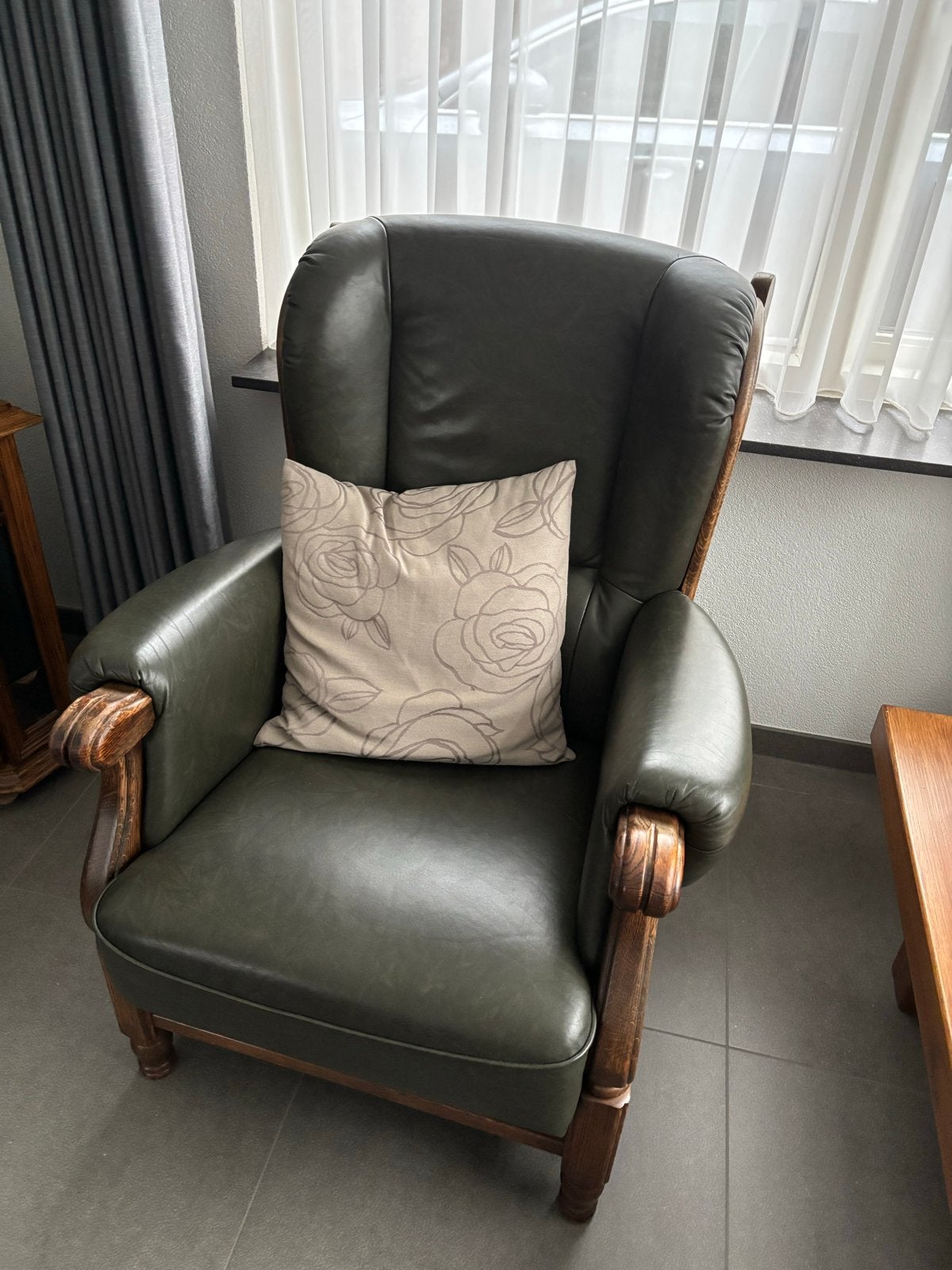 Leren bank met 2 stoelen, Ophalen, Gebruikt, Leer, 75 tot 100 cm