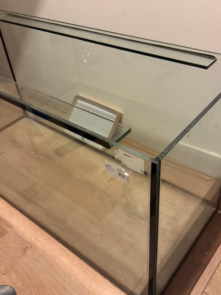 Glazen verblijf, Ophalen, Zo goed als nieuw, Hok, Minder dan 60 cm