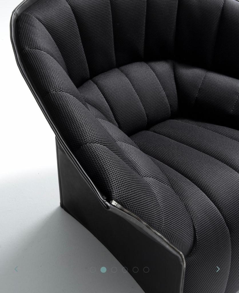 Ligne Roset High Back, Vilt rug, stof zitting fauteuil leder, Klassiek Tijdloos Modern Chill, loungen, Chique, 75 tot 100 cm, Zo goed als nieuw
