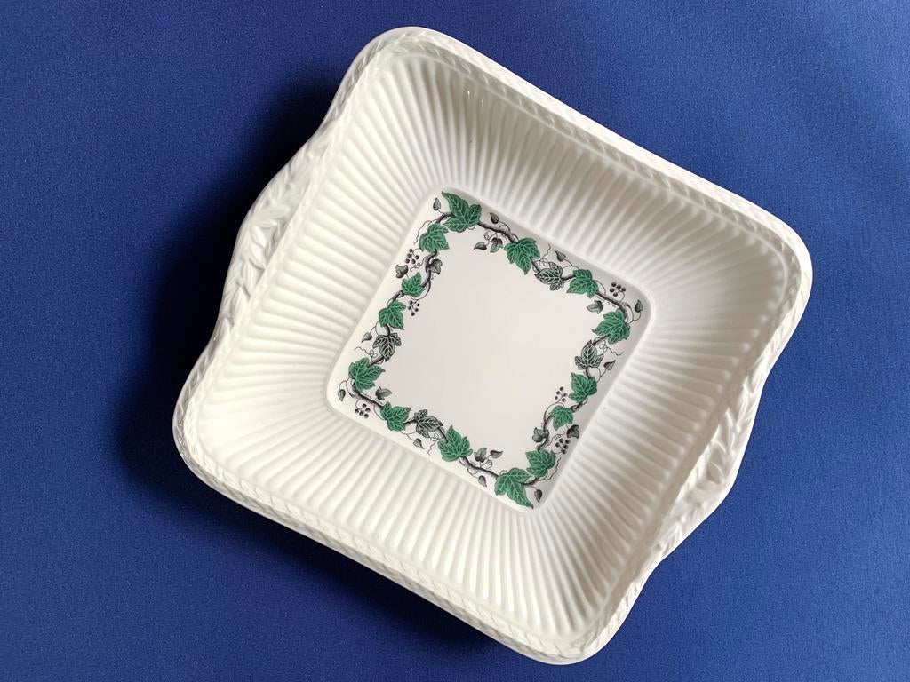 Wedgwood Stratford schaal, Ophalen of Verzenden, Wedgwood, Porselein, Schaal of Schalen
