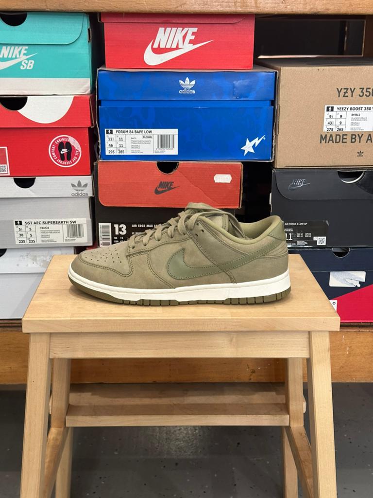Nike Dunk Low Olive, Kleding | Heren, Schoenen, Ophalen of Verzenden, Nieuw, Overige kleuren, Sneakers of Gympen