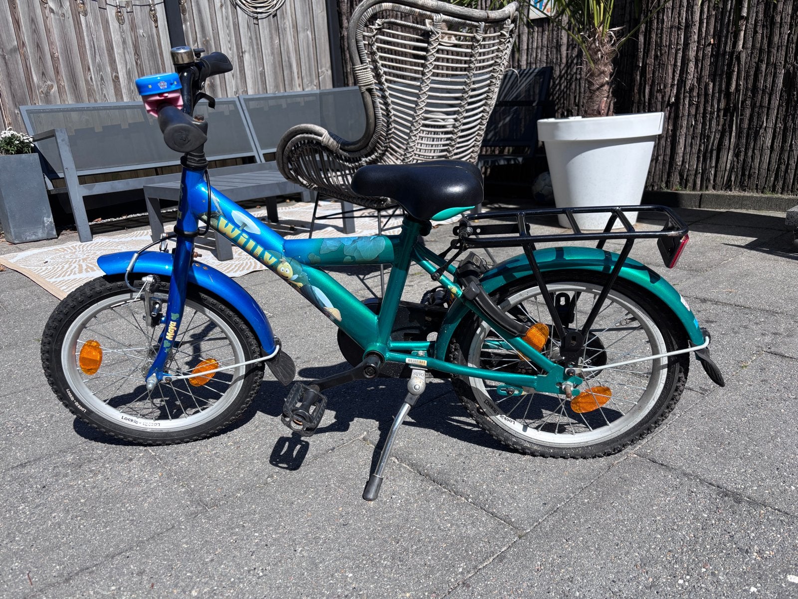 Kinderfiets Willy 16 inch - Handrem defect, achterband lek, Fietsen en Brommers, Ophalen, Gebruikt, Velgrem, 16 tot 20 inch