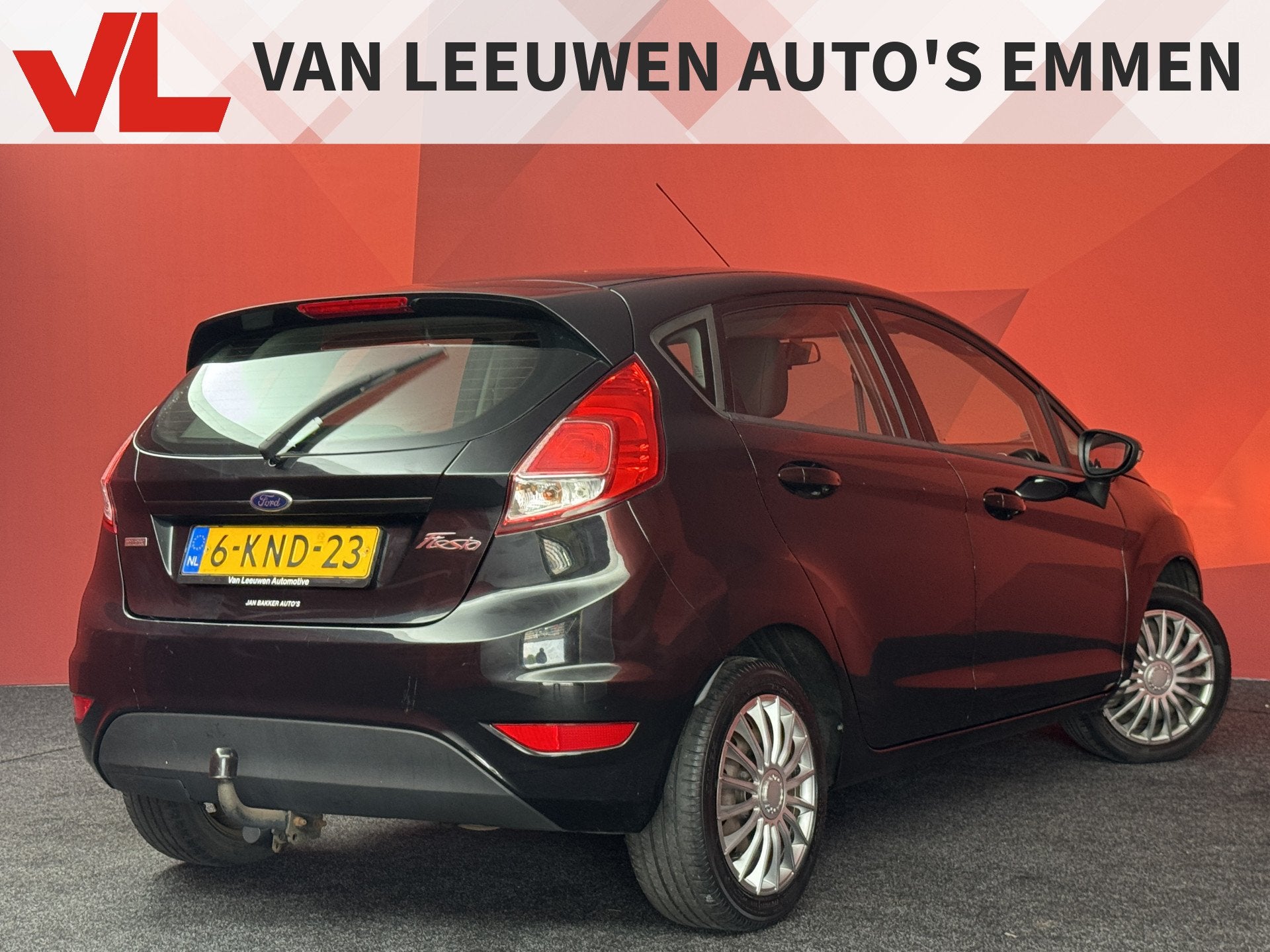 Ford Fiesta 1.0 Champion | APK 21-06-2027 | Airco | Trekhaak, Auto's, Voorwielaandrijving, Euro 5, Stof, Zwart