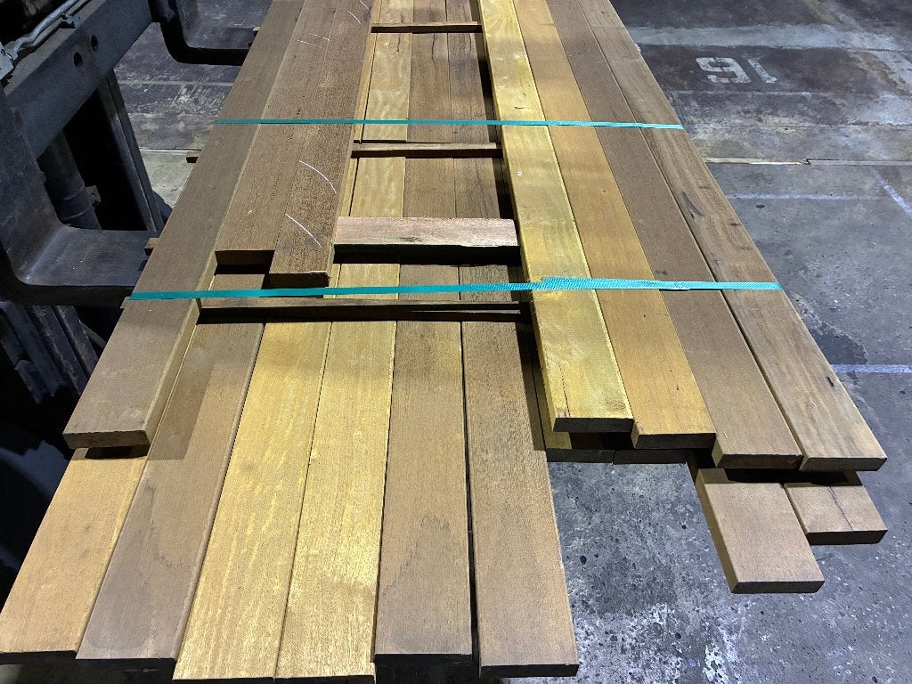Vlonderplanken-planken-Schutting-Hardhout-Louro Itauba-28x90, Ophalen, Planken, Nieuw, Hardhout