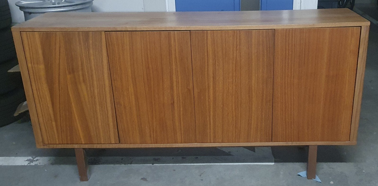 Stockholm dressoir - Stijlvol en functioneel, Ophalen, Gebruikt, Modern, Scandinavisch, 150 tot 200 cm