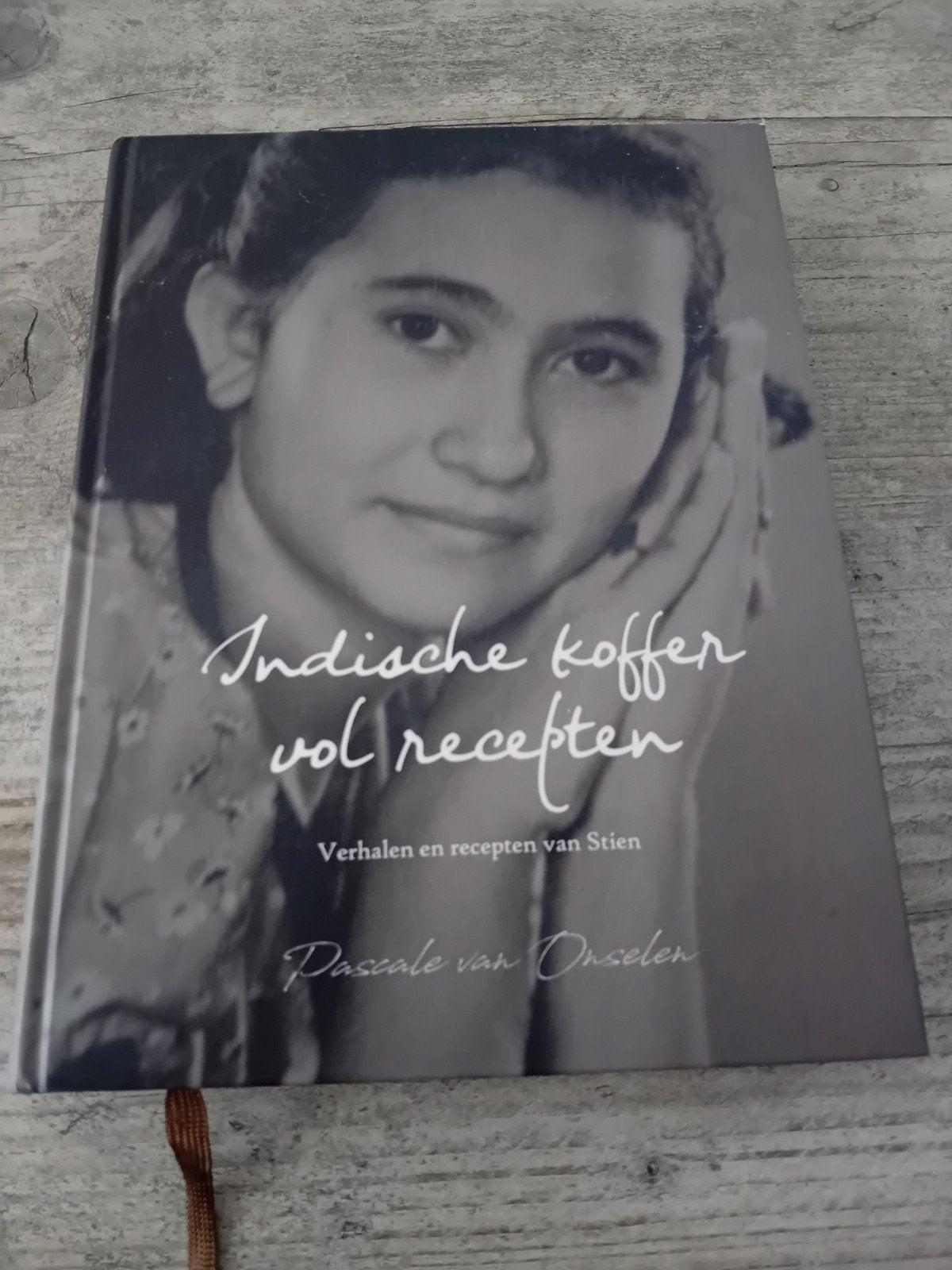 Indische koffer vol recepten - Pascale van Onselen, Gelezen, Azië en Oosters, Pascale van Onselen, Ophalen of Verzenden