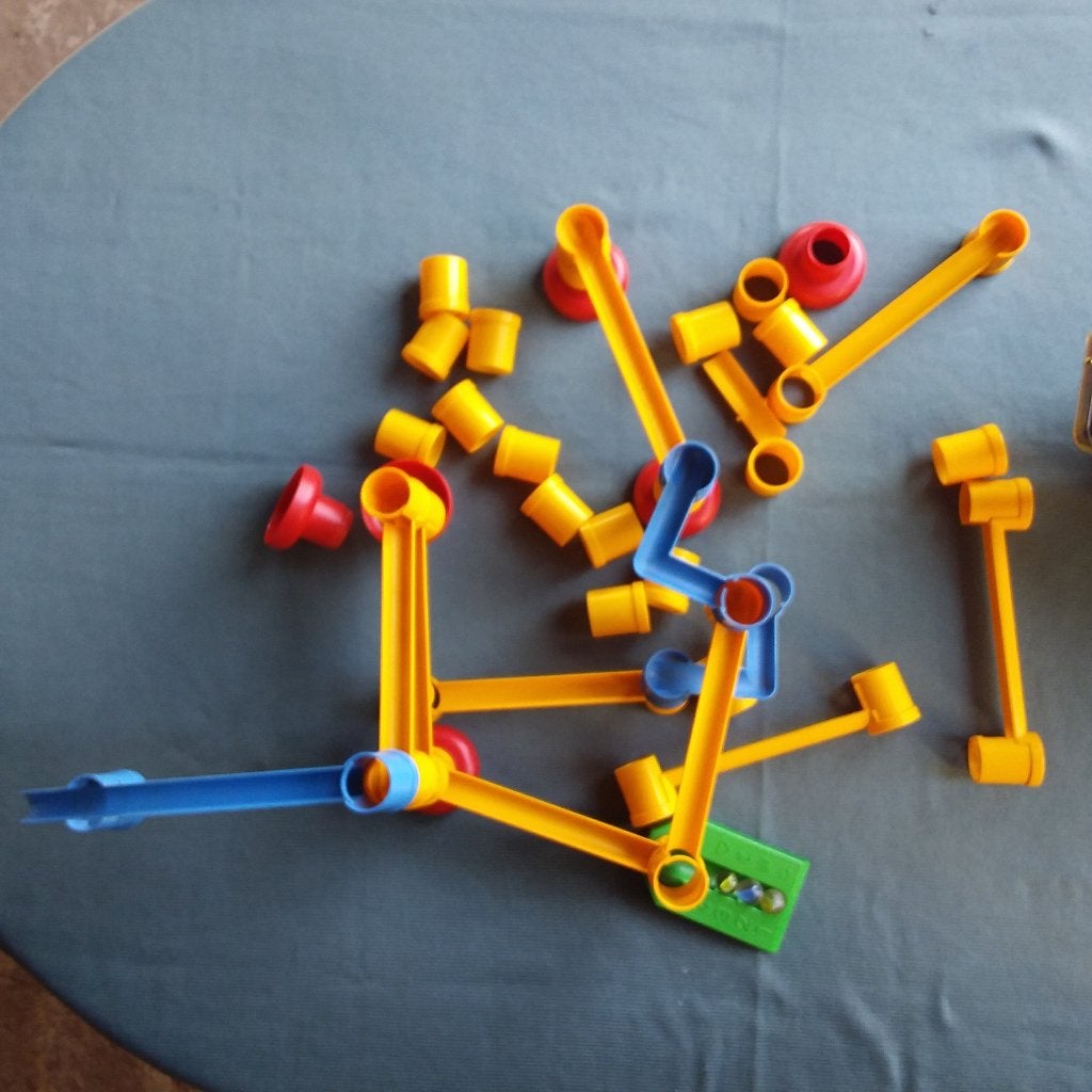 kunstof knikkerbaan, Ophalen, Gebruikt, Puzzelen