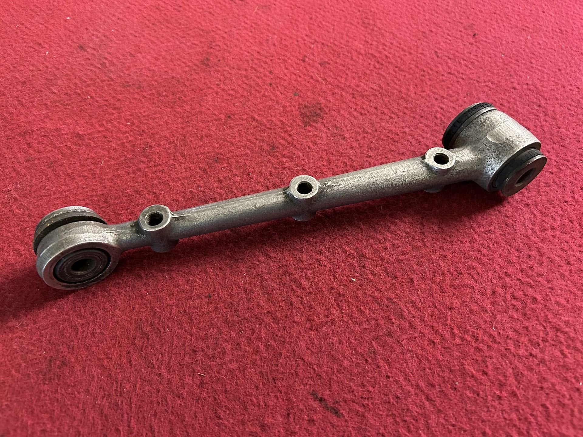 Ferrari 365 GTC / 400 GT draagarmdeel boven achter, Gebruikt, -, -, Ophalen of Verzenden