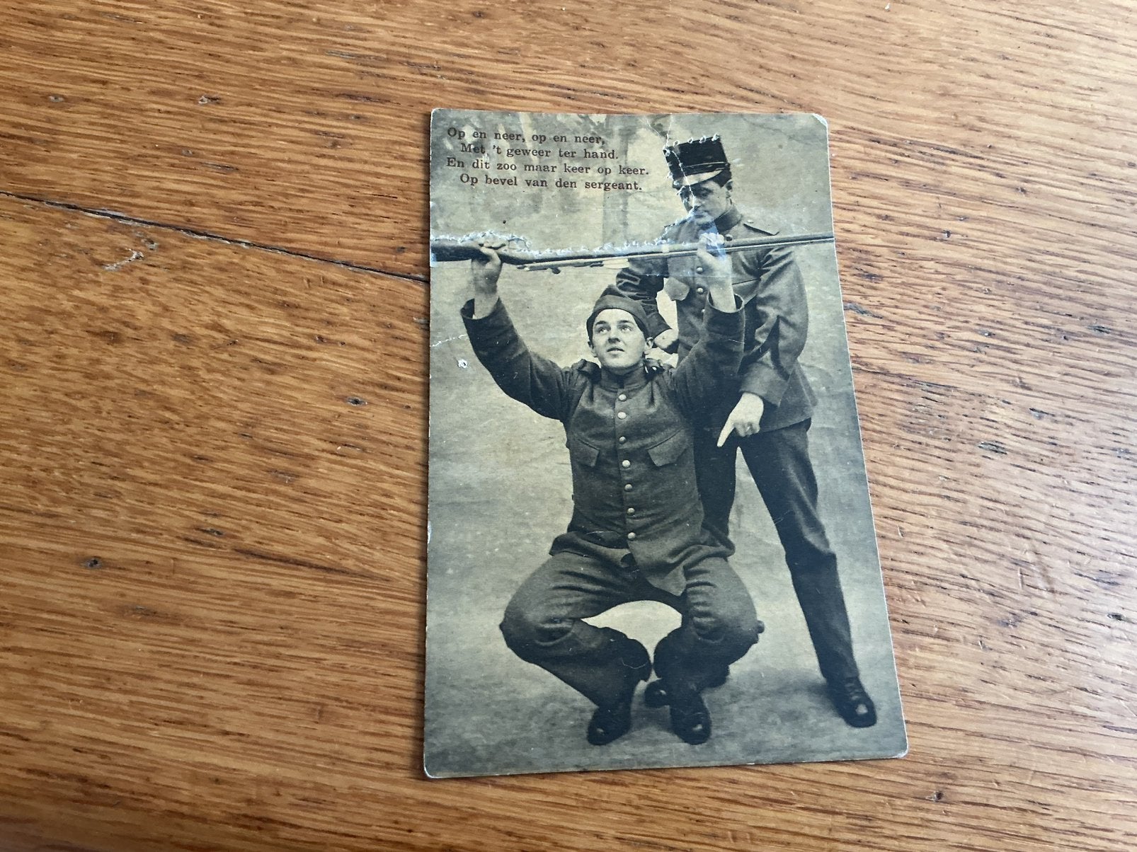 M129 militair ZWAAR BESCHADIGD, Ophalen of Verzenden, Voor 1920, Overige thema's