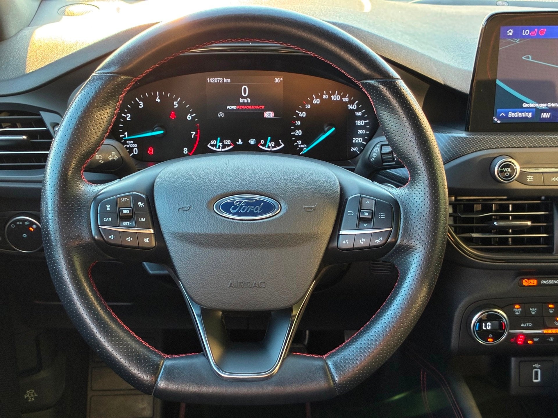 Ford Focus Wagon 1.0 EcoBoost ST Line Business|Camera|Naviga, Auto's, 125 pk, Gebruikt, Euro 6, 1283 kg