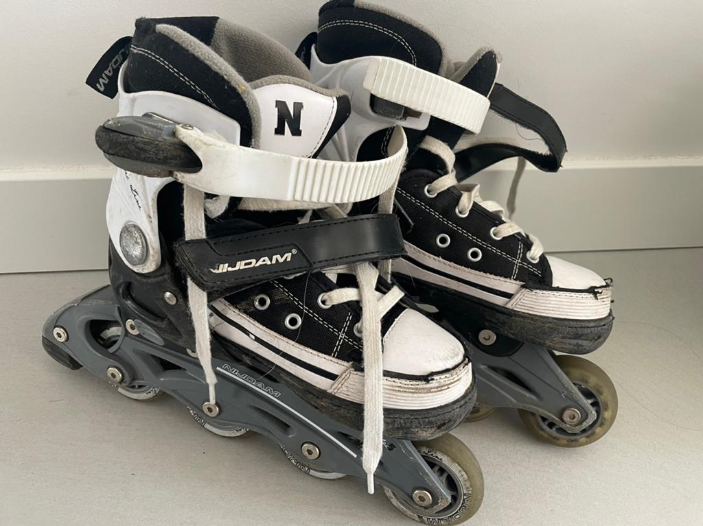 Nijdam skeelers skates zwart verstelbaar 33-36, Kinderen, Ophalen of Verzenden, Inline skates 4 wielen, Verstelbaar