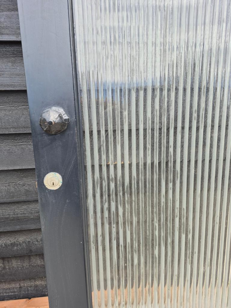 Voordeur met brievenbus, Doe-het-zelf en Verbouw, Deuren en Horren, Ophalen, Buitendeur, 200 tot 215 cm