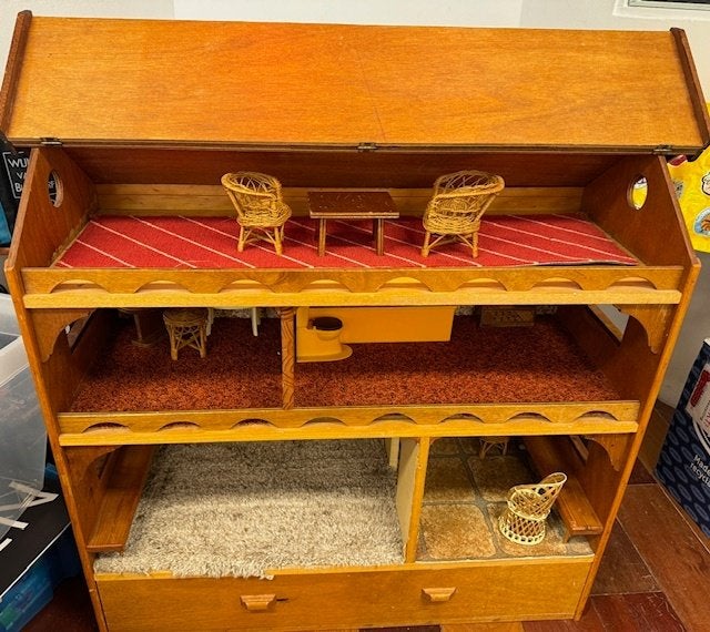 handgemaakt antiek poppenhuis, Ophalen, Zo goed als nieuw, Poppenhuis