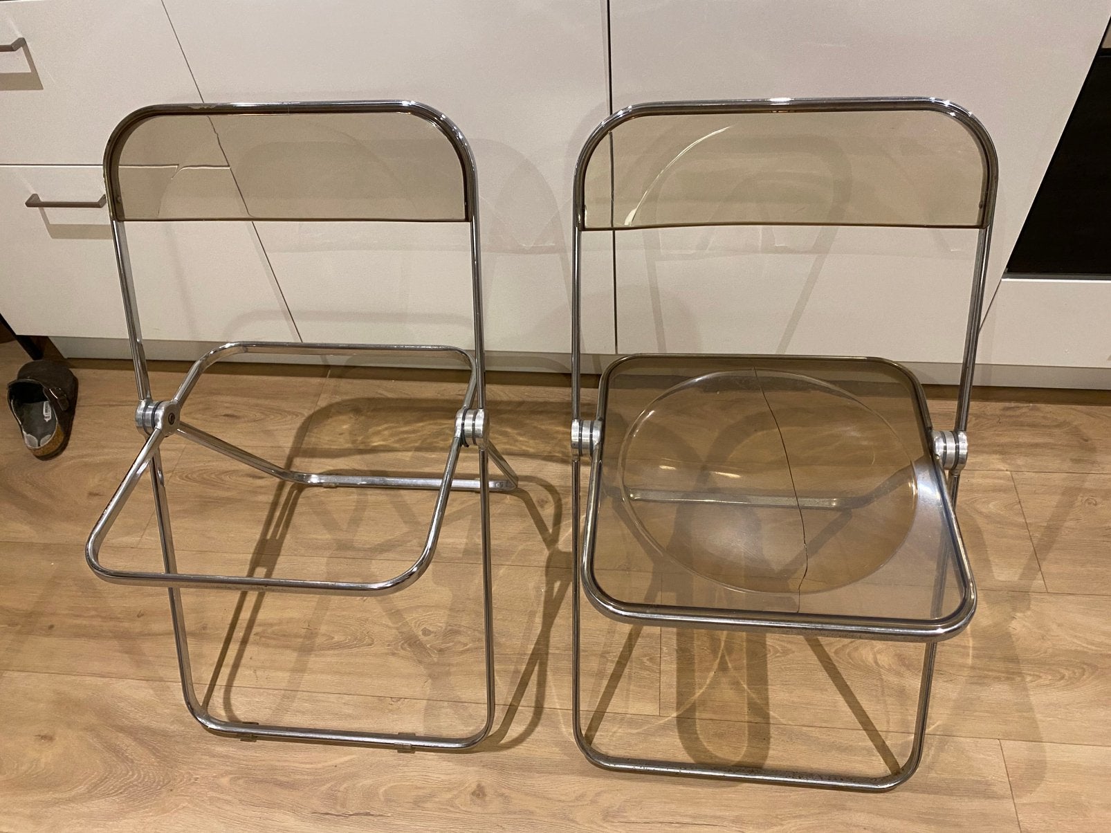 2 Plia design stoelen opknappers met nieuwe onderdelen, Ophalen, Zo goed als nieuw