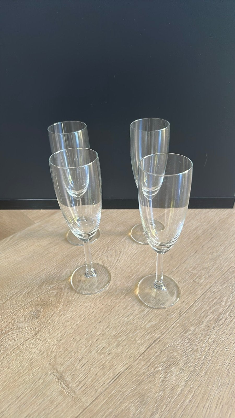 Set van 4 elegante champagneglazen, Ophalen of Verzenden, Zo goed als nieuw, Overige typen