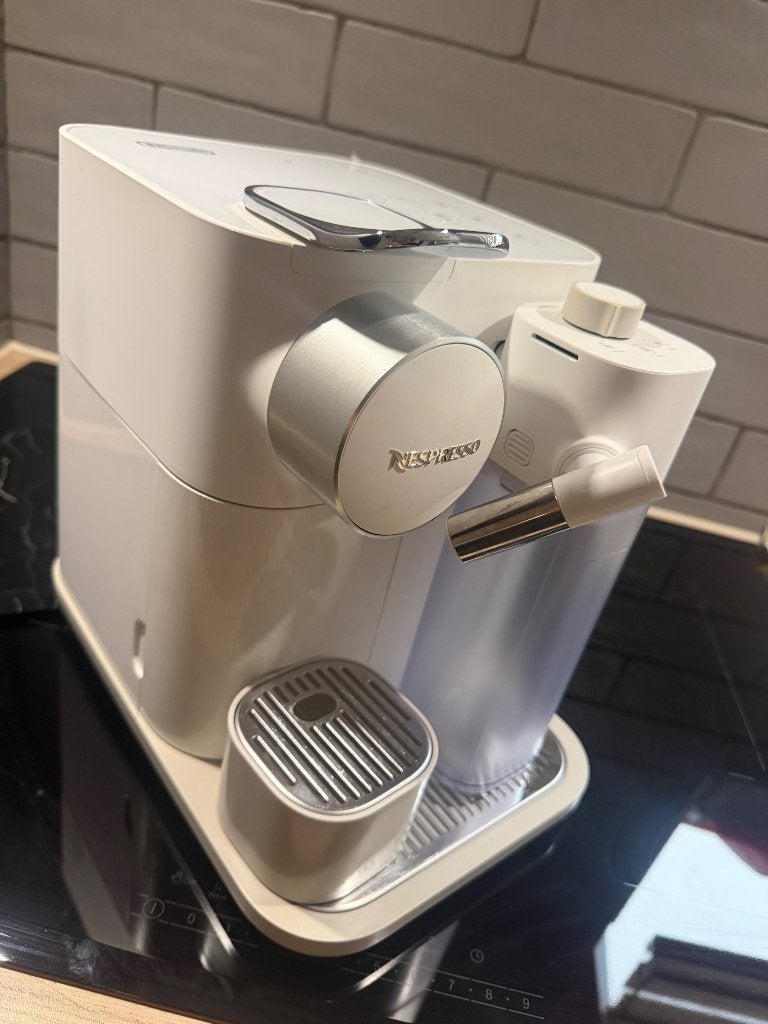 Nespresso koffiemachine, Overige typen, Ophalen, Gebruikt, Wit