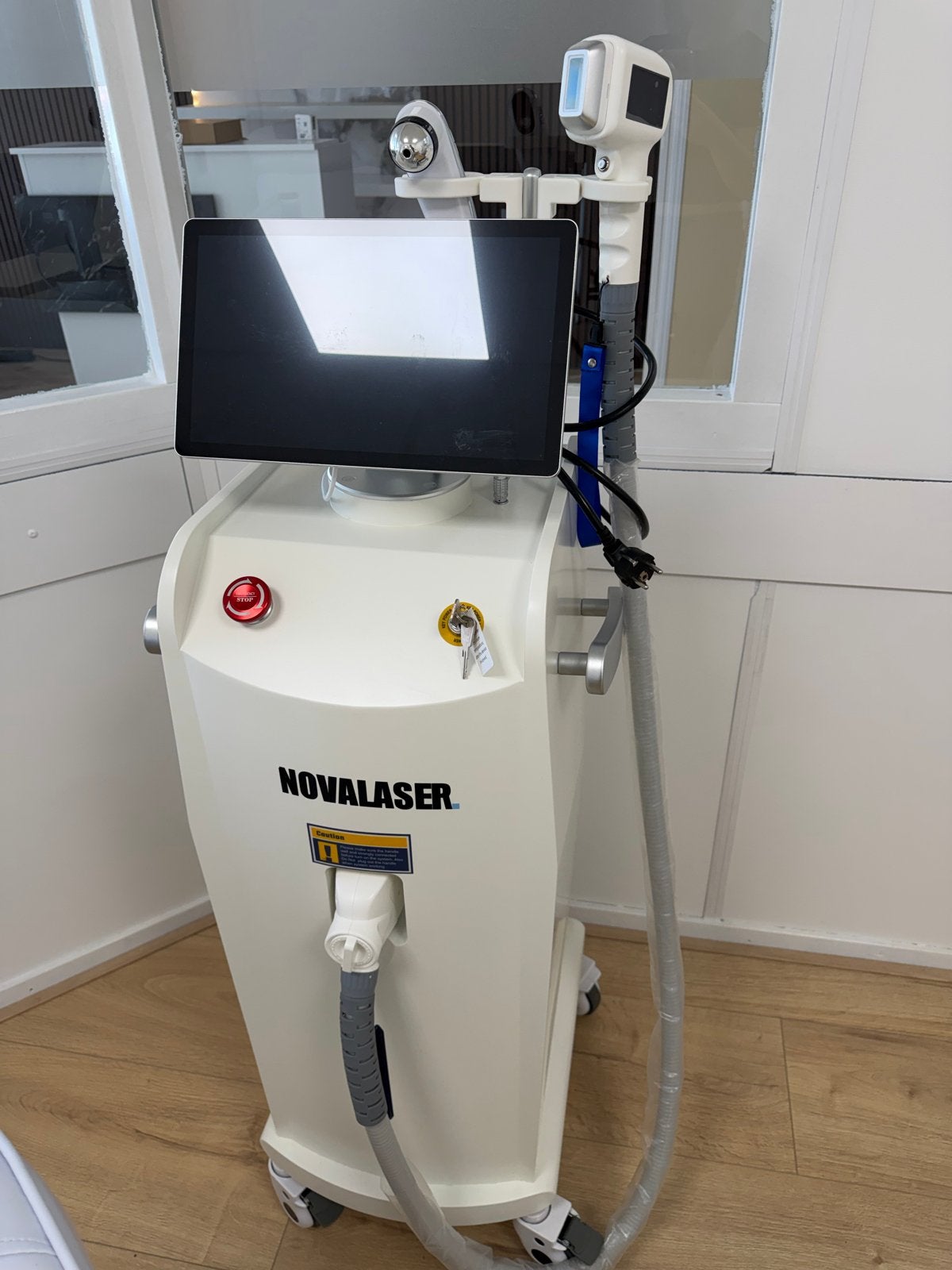 Diode Ice Laser Ontharing Nieuwstraat - Novalaser, Ophalen of Verzenden, Zo goed als nieuw, Scheren en Epileren