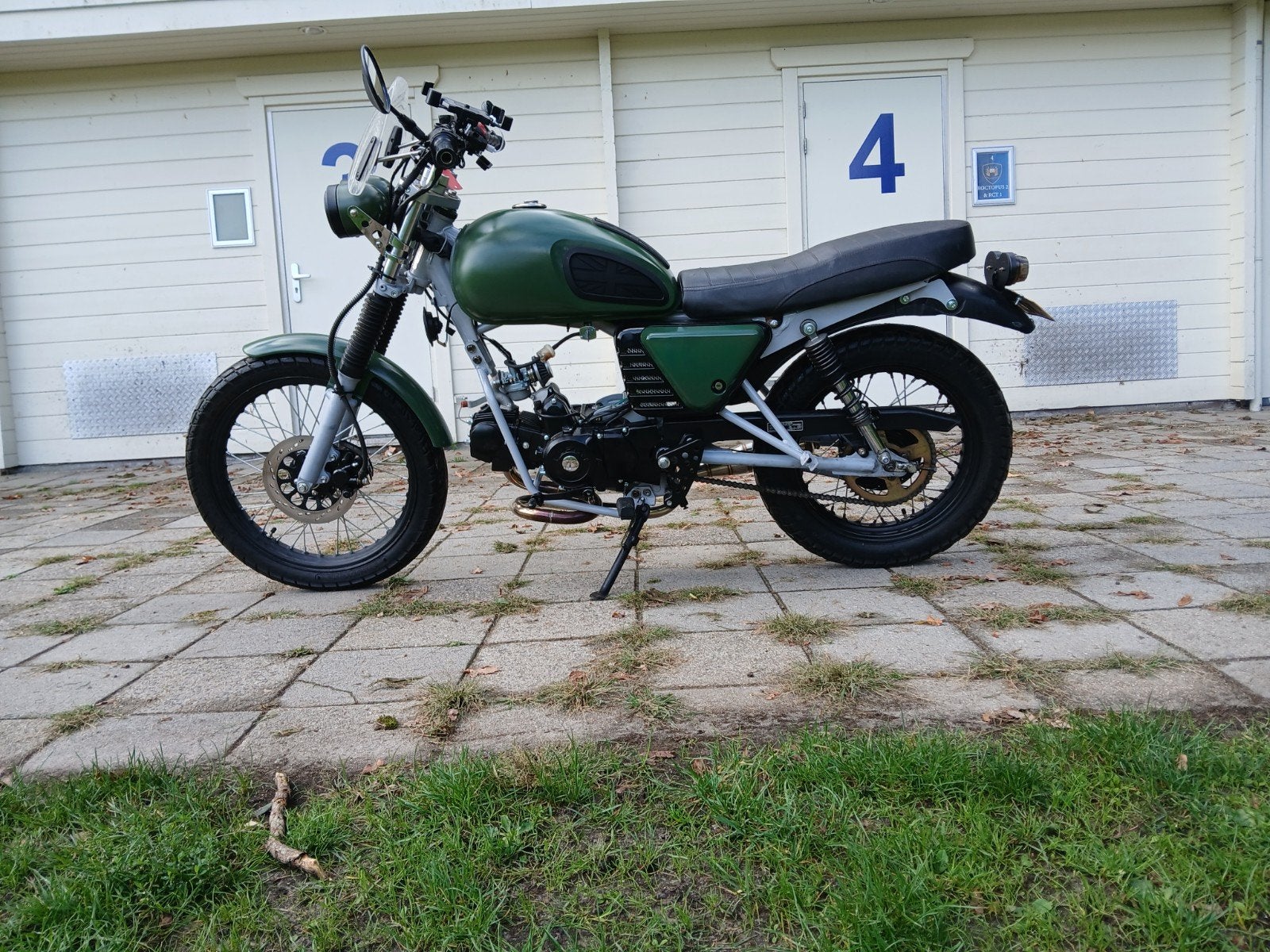 Unieke Custom Scrambler - Schakelbrommer, Ophalen, Zo goed als nieuw, Hanway raw 50 Custom