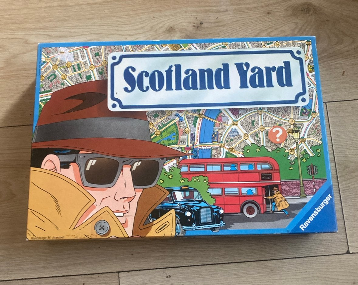 Scotland Yard bordspel - Ravensburger 5 euro op je muil gauw, Drie of vier spelers, Ophalen of Verzenden, Gebruikt