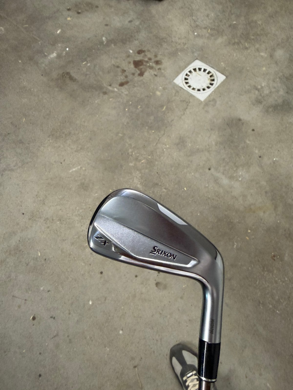 Srixon ZX Utility Iron 4 (23) – UST Mamiya Recoil F4 Stiff, Sport en Fitness, Ophalen of Verzenden, Zo goed als nieuw, Club