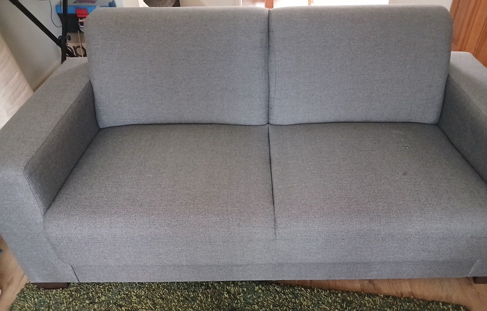 Comfortabele grijze tweezitsbank, 150 tot 200 cm, Tweepersoons, 75 tot 100 cm, Ophalen of Verzenden