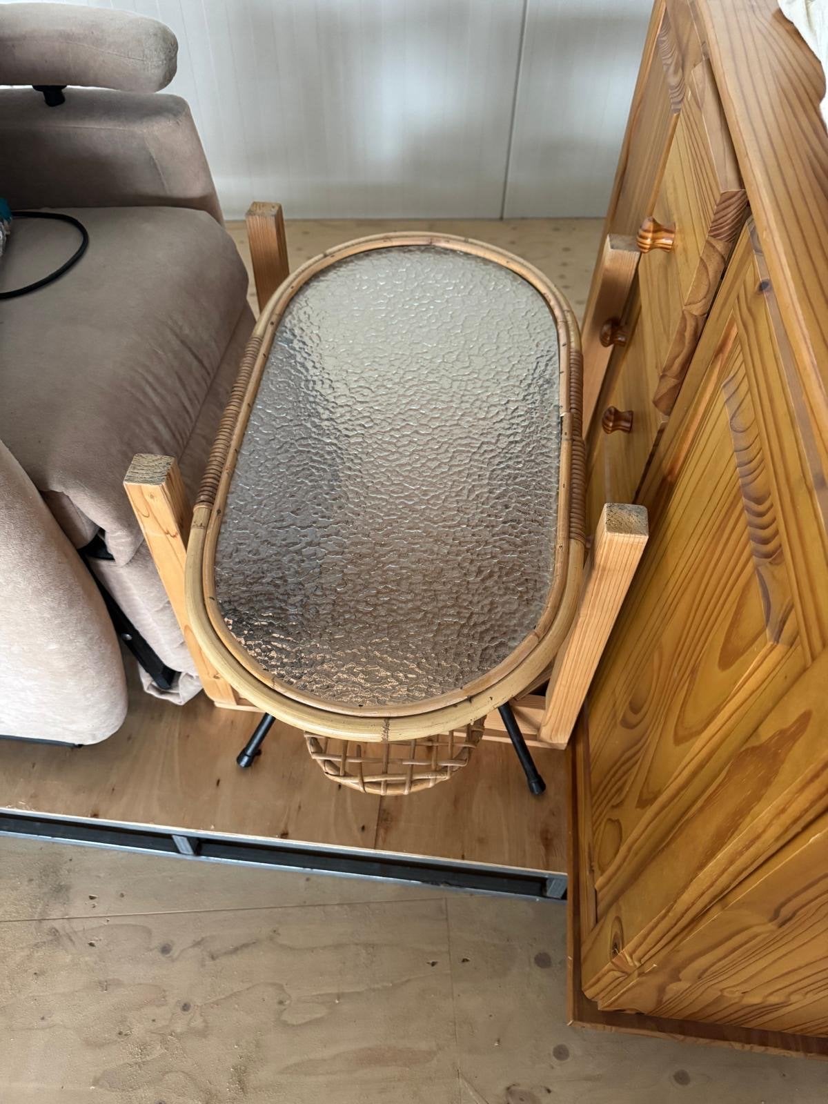 Vintage rotan bijzettafel met glazen blad, Ophalen
