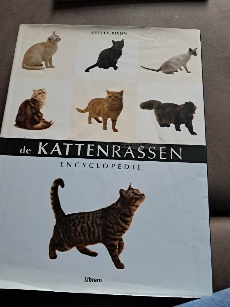 Katten rassen encyclopedie, Ophalen, Zo goed als nieuw, Katten