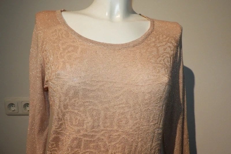 Rosemunde fijn gebreide trui lurex draad glinstering L, Kleding | Dames, Verzenden, Beige, Maat 42/44 (L), Zo goed als nieuw