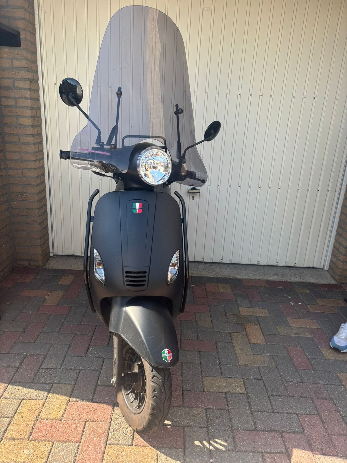 GTS Toscana Pure Scooter - 5776 km, Fietsen en Brommers, Snorfietsen en Snorscooters, Gebruikt, Overige merken, Benzine, Ophalen