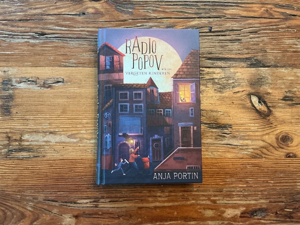 Boek Radio Popov, Boeken, Ophalen of Verzenden, Fictie, Anja Portin, Zo goed als nieuw