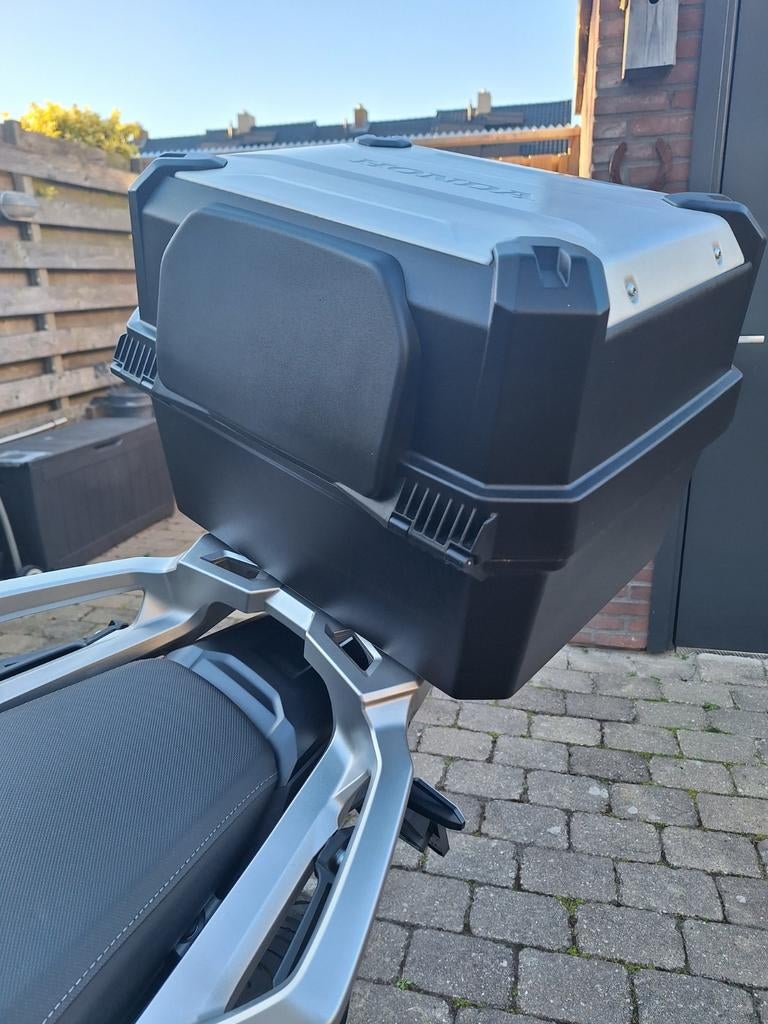 HONDA TOPKOFFER 38 LTR OEM, Motoren, Accessoires | Koffers en Tassen, Ophalen of Verzenden