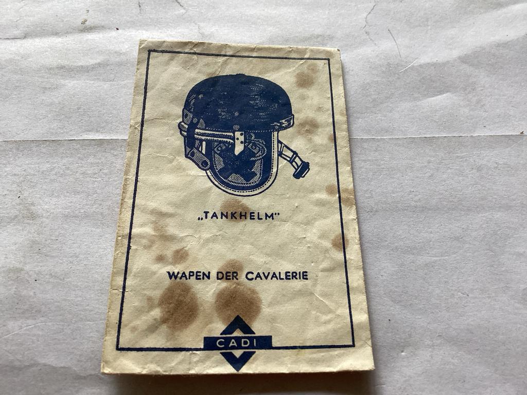 Zeldzaam CADI Tankhelm Wapen der Cavalerie, Ophalen of Verzenden, Nederland