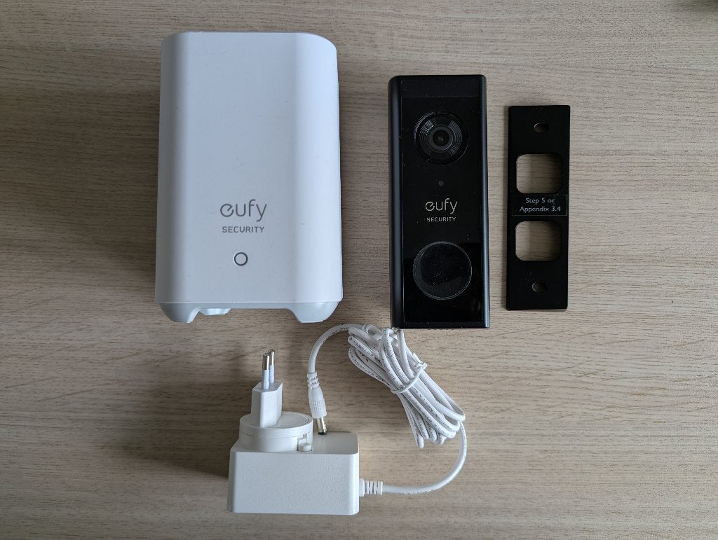 Te koop: Eufy Homebase 2 incl. draadloze deurbel, Huis en Inrichting, Deurbellen, Ophalen of Verzenden, Bewegingsdetectiesensor